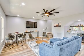 Hot Tub & Dock: Lakefront Connelly Springs Escape