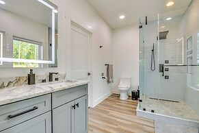 Hot Tub & Dock: Lakefront Connelly Springs Escape