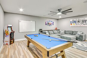 Hot Tub & Dock: Lakefront Connelly Springs Escape