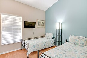 Haines City Home w/ Lanai: 15 Mi to Legoland!