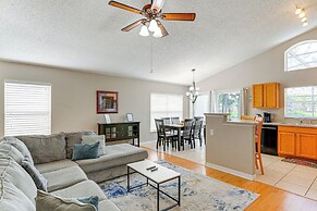 Haines City Home w/ Lanai: 15 Mi to Legoland!