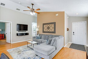 Haines City Home w/ Lanai: 15 Mi to Legoland!