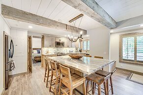 Cozy Sun Valley Townhome w/ Mountain Views!