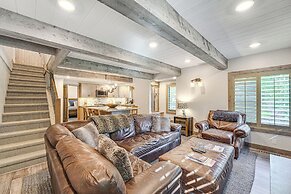 Cozy Sun Valley Townhome w/ Mountain Views!