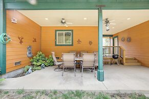 Cozy Chester Home w/ Patio & Lake Access!