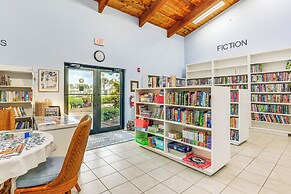 Condo w/ Patio & Resort Amenities in Fort Pierce!