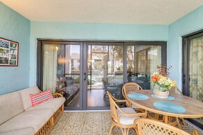 Condo w/ Patio & Resort Amenities in Fort Pierce!