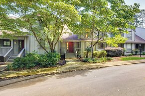 Keowee Key Condo w/ Lake Access & Community Pools!