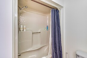 Keowee Key Condo w/ Lake Access & Community Pools!