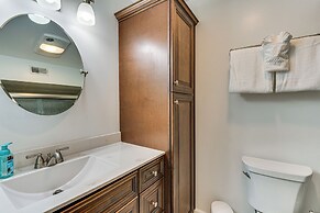 Keowee Key Condo w/ Lake Access & Community Pools!