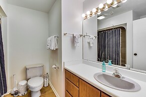 Keowee Key Condo w/ Lake Access & Community Pools!