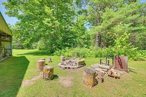 Michigan Cabin w/ On-site Fishing Pond & Deck