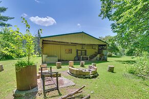 Michigan Cabin w/ On-site Fishing Pond & Deck