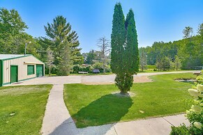 Michigan Cabin w/ On-site Fishing Pond & Deck