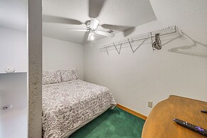 Broken Bow Escape w/ Mountain Views & Pool Access!