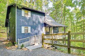 Lakefront Murphy Getaway w/ Deck, Dock & Kayaks!