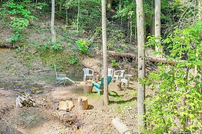 Lakefront Murphy Getaway w/ Deck, Dock & Kayaks!