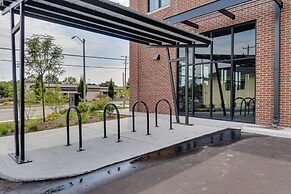 Bloomington Apartment - Walk to IU Campus & Mall!