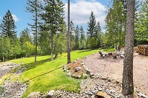 Home Near Glacier National Park w/ Hot Tub & Deck!