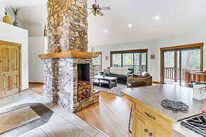 Home Near Glacier National Park w/ Hot Tub & Deck!