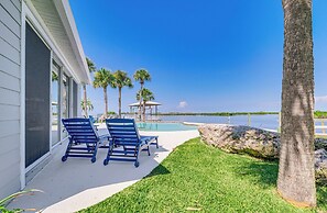 Boat Dock & Pool: Bayfront Crystal River Home