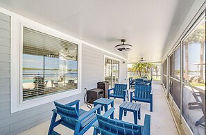 Boat Dock & Pool: Bayfront Crystal River Home