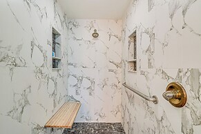 Boat Dock & Pool: Bayfront Crystal River Home