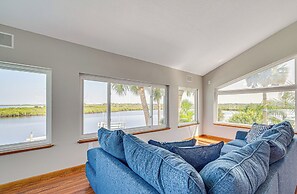 Boat Dock & Pool: Bayfront Crystal River Home