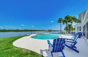 Boat Dock & Pool: Bayfront Crystal River Home