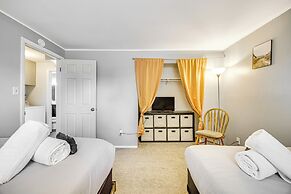 Pet-friendly Colorado Springs Apt w/ Fenced Yard!