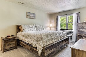 Indianapolis Home w/ Fire Pit & On-site Fishing!