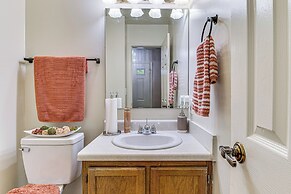 Indianapolis Home w/ Fire Pit & On-site Fishing!