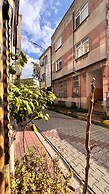 April Story Apart Hotel