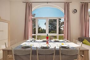 2317 Villa Rose by Barbarhouse