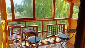 Wooden Villa w Private Garden Orchard -room w AC