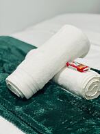 Beautiful 2bed House Near Pinderfield Hospital