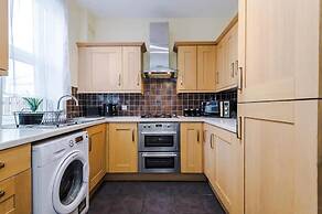 Beautiful 2bed House Near Pinderfield Hospital