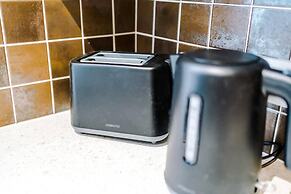 Beautiful 2bed House Near Pinderfield Hospital