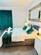 Beautiful 2bed House Near Pinderfield Hospital