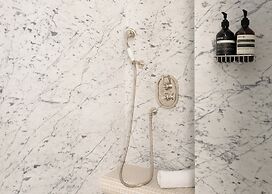 HIGHSTAY - Luxury Serviced Apartments - Place des Victoires