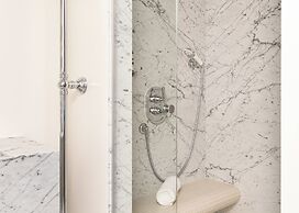 HIGHSTAY - Luxury Serviced Apartments - Place des Victoires