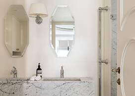 HIGHSTAY - Luxury Serviced Apartments - Place des Victoires