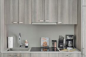 ModernHaus Autograph Collection