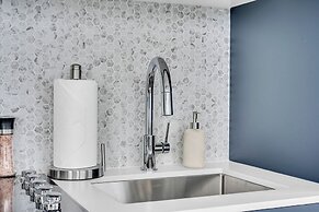 ModernHaus Autograph Collection