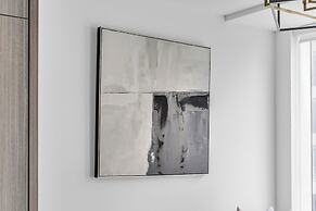 ModernHaus Autograph Collection