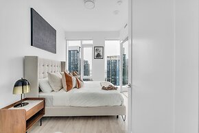 ModernHaus Autograph Collection