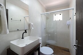 Pousada Hanalie - Praia do Rosa - SC