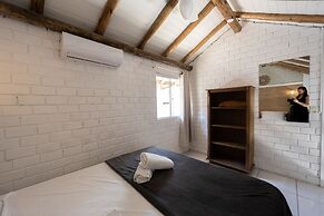 Pousada Hanalie - Praia do Rosa - SC