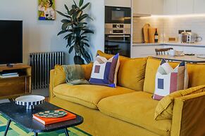 Modern Studio Flat in North London