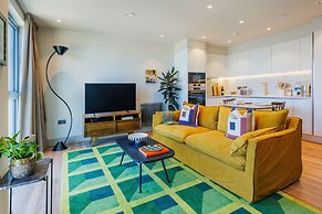 Modern Studio Flat in North London